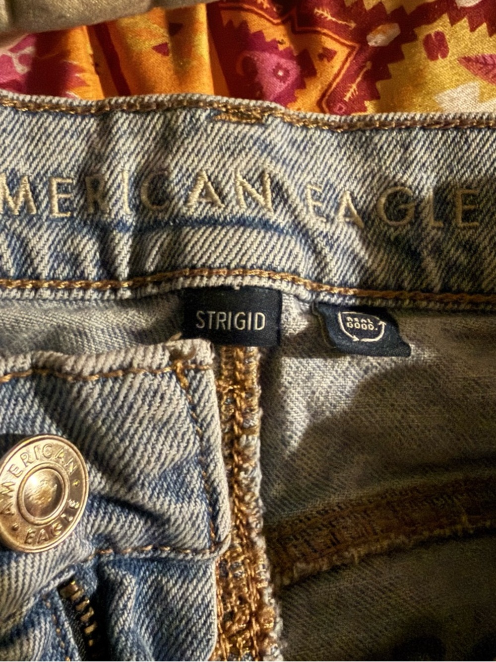 American Eagle Outfitters Light Blue Denim Jeans Distressed